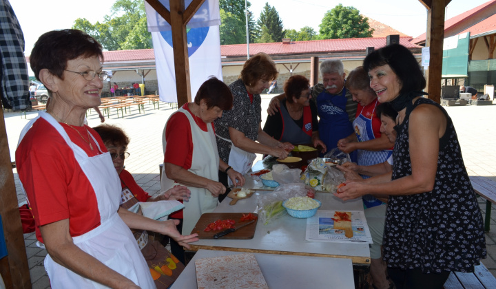 XIV.Gulyásfőző Verseny - XIV. Súťaž vo varení gulášu